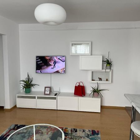Alma Apartments Сучава Экстерьер фото
