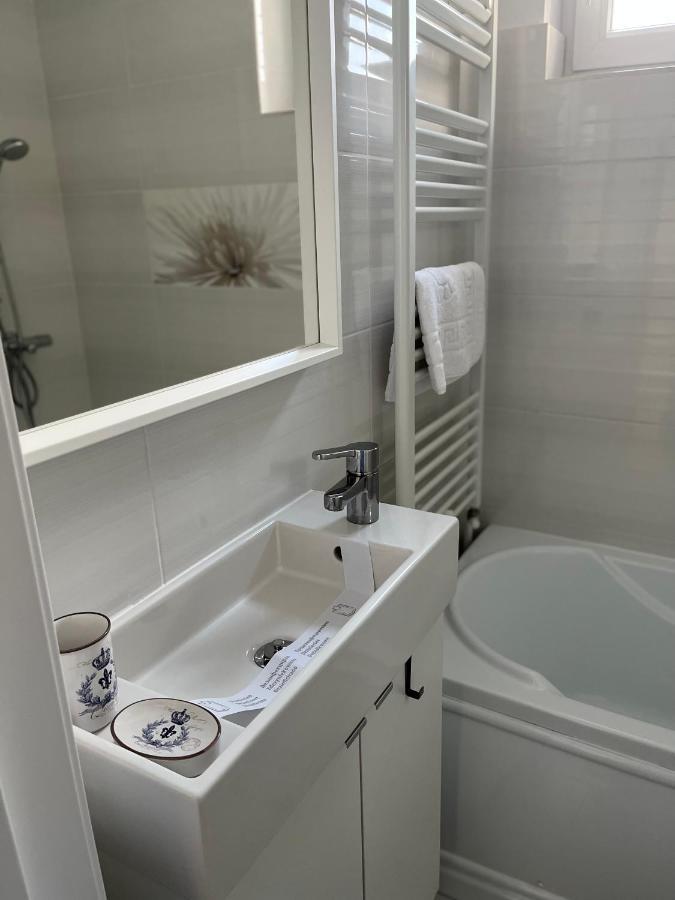 Alma Apartments Сучава Экстерьер фото