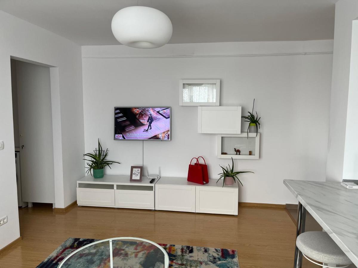 Alma Apartments Сучава Экстерьер фото